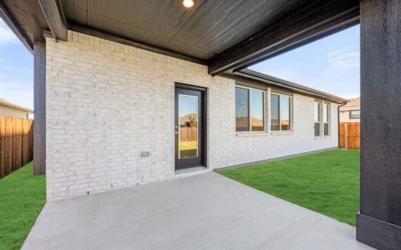 109 Winterwood Drive, Lavon, TX 75166, 4 Bedrooms Bedrooms, ,3 BathroomsBathrooms,Residential,For Sale,109 Winterwood Drive,0,21024366