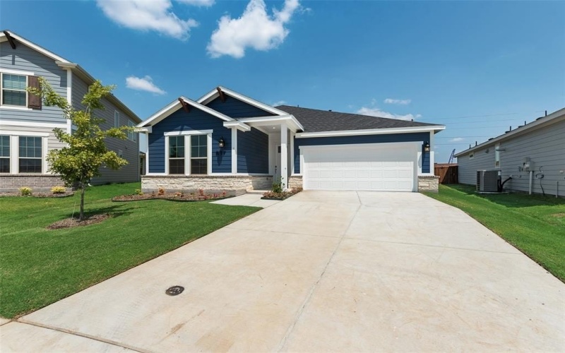 817 Hayes Court, Crowley, TX 76036, 4 Bedrooms Bedrooms, ,3 BathroomsBathrooms,Residential,For Sale,817 Hayes Court,0,21025076