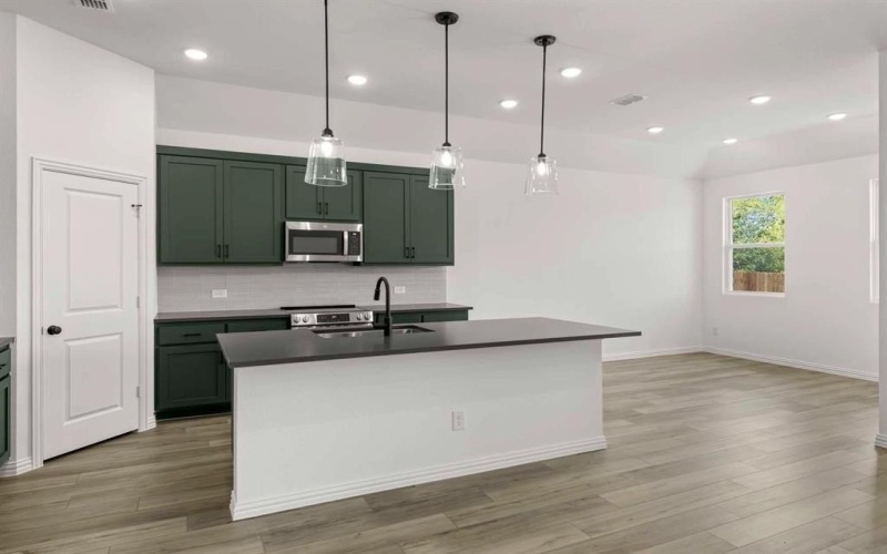 808 Roanoke, Princeton, TX 75407, 4 Bedrooms Bedrooms, ,2 BathroomsBathrooms,Residential,For Sale,808 Roanoke,0,21025256