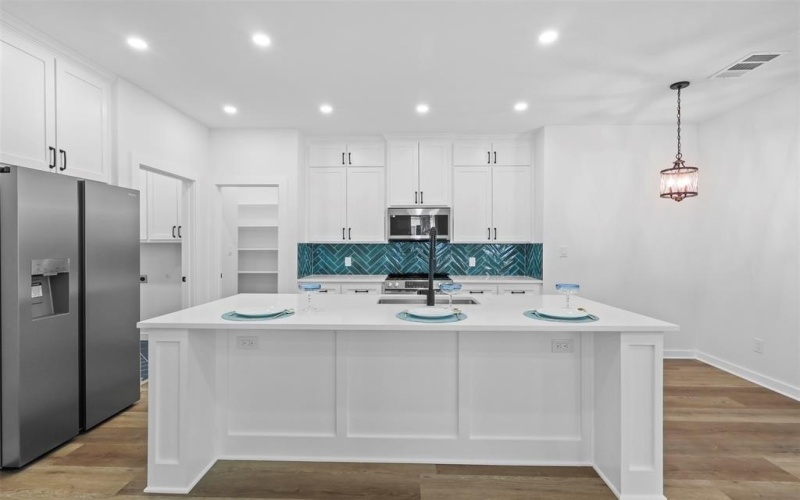 141 Wedgewood Drive, Mabank, TX 75156, 3 Habitaciones Habitaciones , ,2 BañosBaños,Residential,En Venta,141 Wedgewood Drive,0,21025359