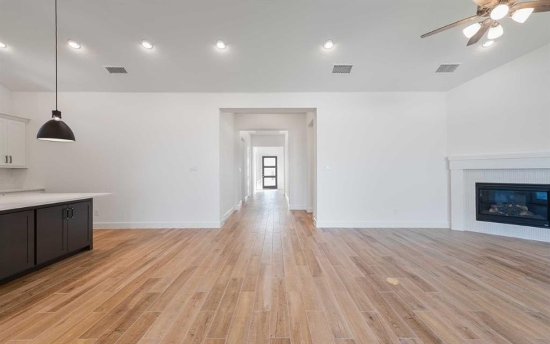 1045 Upland Court, Rockwall, TX 75087, 4 Habitaciones Habitaciones , ,3 BañosBaños,Residential,En Venta,1045 Upland Court,0,21025374