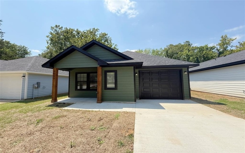 1903 S Lamar, Denison, TX 75021, 3 Habitaciones Habitaciones , ,2 BañosBaños,Residential,En Venta,1903 S Lamar,0,21025440