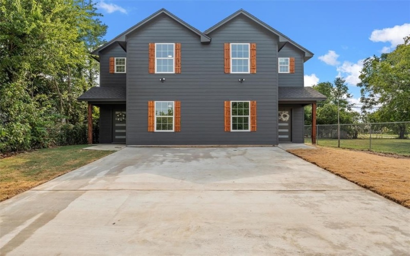 1716 N 13th Street, Waco, TX 76707, 6 Habitaciones Habitaciones , ,5 BañosBaños,Residential Multi Family,En Venta,1716 N 13th Street,0,21025492