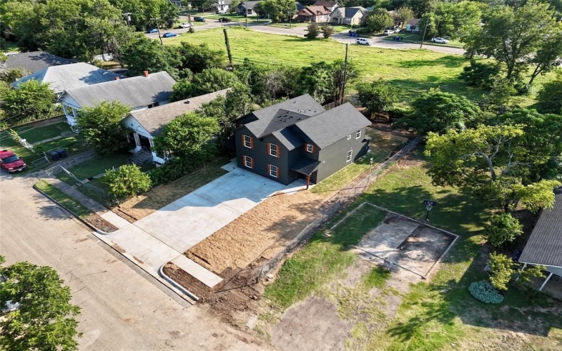 1716 N 13th Street, Waco, TX 76707, 6 Habitaciones Habitaciones , ,5 BañosBaños,Residential Multi Family,En Venta,1716 N 13th Street,0,21025492