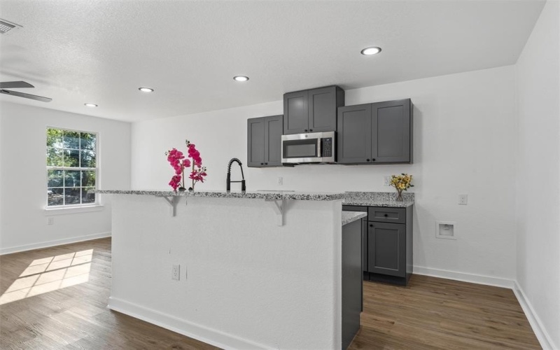 1716 N 13th Street, Waco, TX 76707, 6 Habitaciones Habitaciones , ,5 BañosBaños,Residential Multi Family,En Venta,1716 N 13th Street,0,21025492