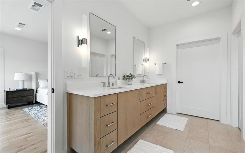 4516 Hopkins Avenue, Dallas, TX 75209, 3 Habitaciones Habitaciones , ,2 BañosBaños,Residential,En Venta,4516 Hopkins Avenue,0,21025499
