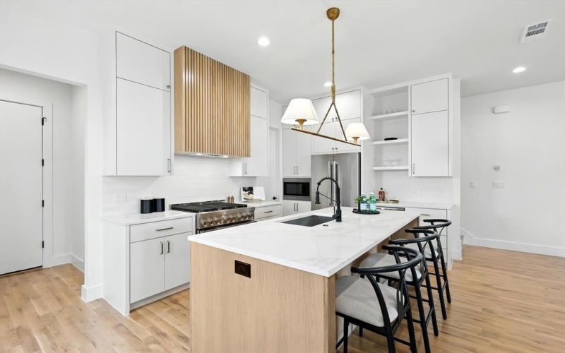 4516 Hopkins Avenue, Dallas, TX 75209, 3 Habitaciones Habitaciones , ,2 BañosBaños,Residential,En Venta,4516 Hopkins Avenue,0,21025499