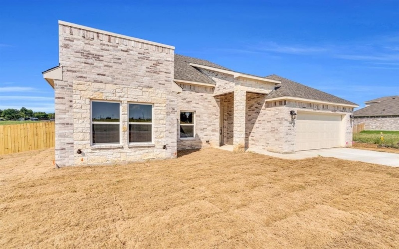 530 E Lamar Street, Palmer, TX 75152, 4 Habitaciones Habitaciones , ,2 BañosBaños,Residential,En Venta,530 E Lamar Street,0,21025522