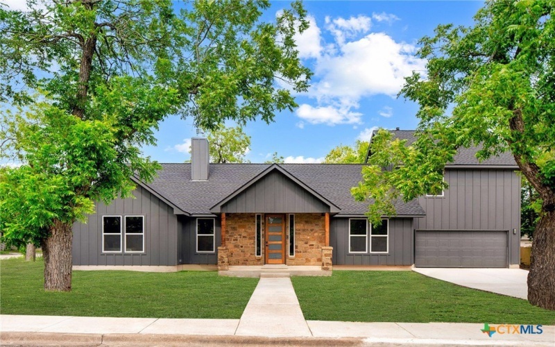 417 S Blanco Street, Lockhart, TX 78644, 4 Bedrooms Bedrooms, ,3 BathroomsBathrooms,Residential,For Sale,417 S Blanco Street,0,589106