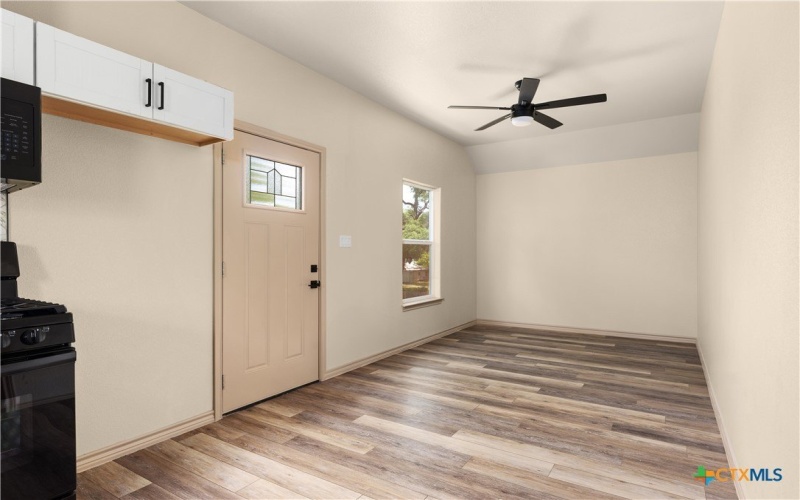 417 S Blanco Street, Lockhart, TX 78644, 4 Bedrooms Bedrooms, ,3 BathroomsBathrooms,Residential,For Sale,417 S Blanco Street,0,589106
