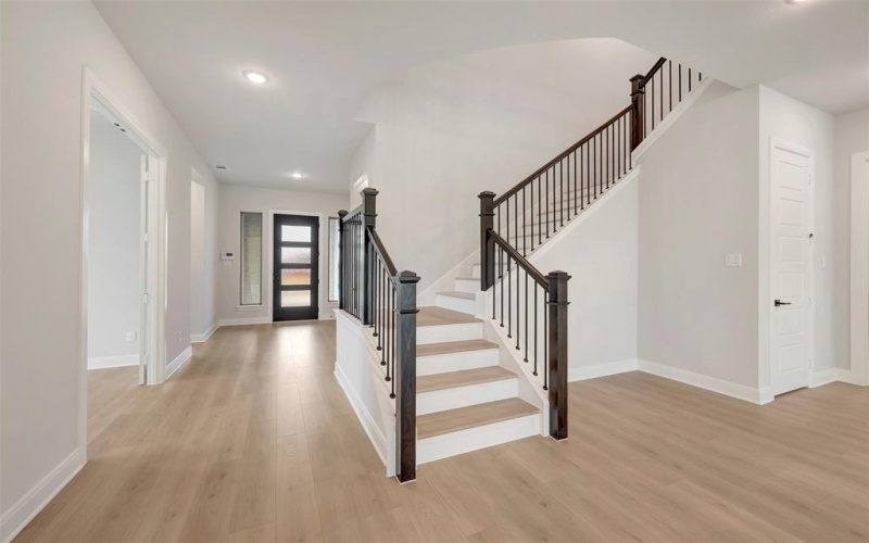 2112 Lakeside Drive, Lakewood Village, TX 75068, 4 Bedrooms Bedrooms, ,5 BathroomsBathrooms,Residential,For Sale,2112 Lakeside Drive,0,21025609