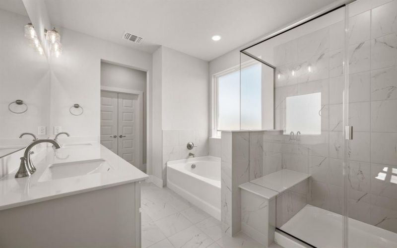 106 Brush Creek Drive, Boyd, TX 76023, 4 Bedrooms Bedrooms, ,2 BathroomsBathrooms,Residential,For Sale,106 Brush Creek Drive,0,21025721