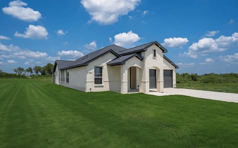 3400 Dobbins Row, Corsicana, TX 75110, 4 Bedrooms Bedrooms, ,3 BathroomsBathrooms,Residential,For Sale,3400 Dobbins Row,0,21025743