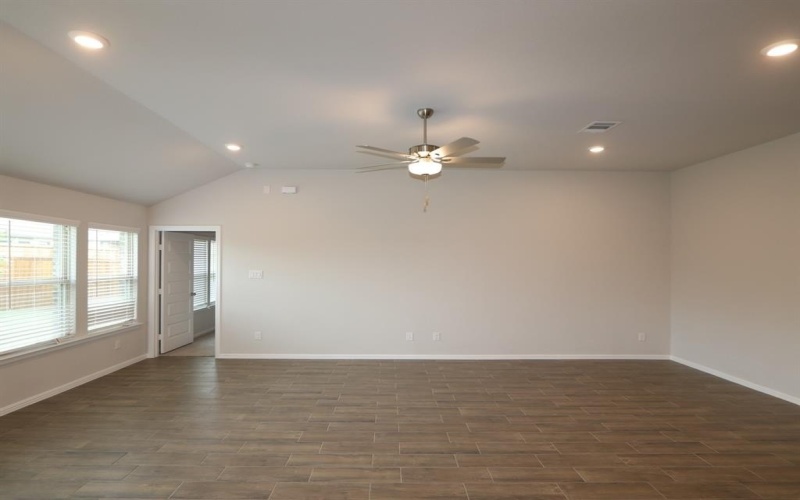 14049 Kempt Drive, Pilot Point, TX 76258, 4 Bedrooms Bedrooms, ,3 BathroomsBathrooms,Residential,For Sale,14049 Kempt Drive,0,21025753
