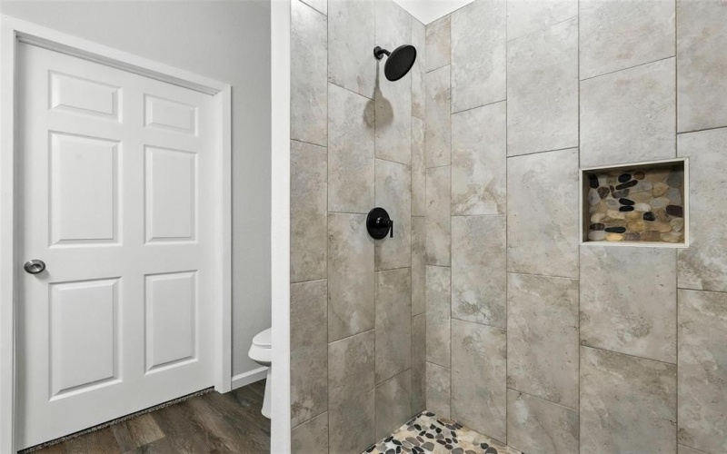 922 Scenic Drive, Granbury, TX 76048, 3 Habitaciones Habitaciones , ,2 BañosBaños,Residential,En Venta,922 Scenic Drive,0,21025762