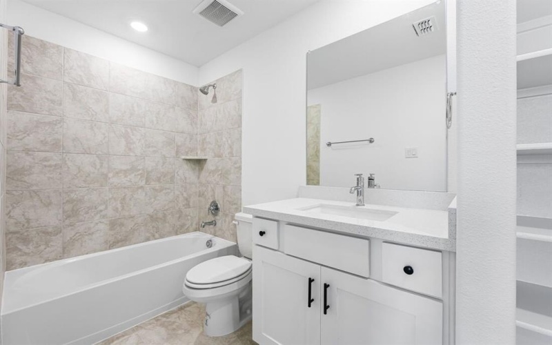 100 North Sky Drive, Celina, TX 75009, 4 Habitaciones Habitaciones , ,3 BañosBaños,Residential,En Venta,100 North Sky Drive,0,21025773
