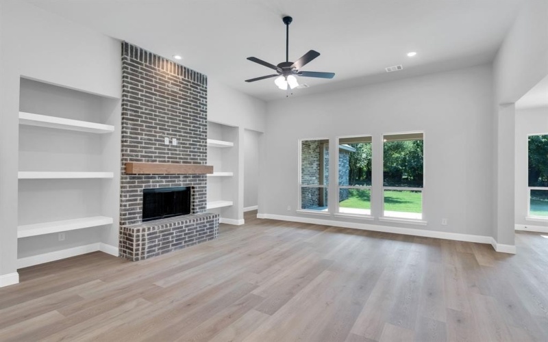 723 Crystal Lk Lane, Red Oak, TX 75154, 4 Bedrooms Bedrooms, ,3 BathroomsBathrooms,Residential,For Sale,723 Crystal Lk Lane,0,21025775