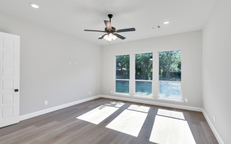 723 Crystal Lk Lane, Red Oak, TX 75154, 4 Bedrooms Bedrooms, ,3 BathroomsBathrooms,Residential,For Sale,723 Crystal Lk Lane,0,21025775