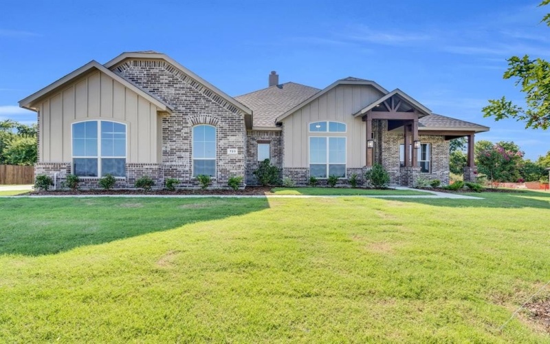 723 Crystal Lk Lane, Red Oak, TX 75154, 4 Bedrooms Bedrooms, ,3 BathroomsBathrooms,Residential,For Sale,723 Crystal Lk Lane,0,21025775