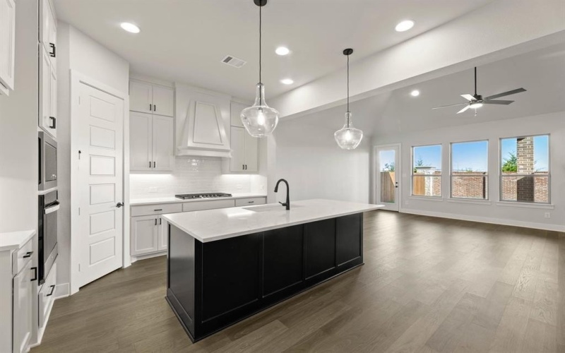 1913 Windsor, Mansfield, TX 76084, 3 Habitaciones Habitaciones , ,2 BañosBaños,Residential,En Venta,1913 Windsor,0,21025828