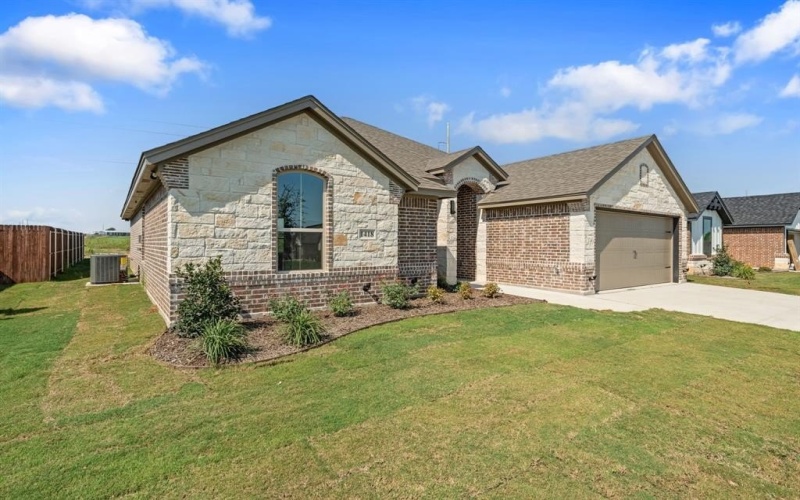 1418 Oleander Drive, Tolar, TX 76476, 4 Habitaciones Habitaciones , ,2 BañosBaños,Residential,En Venta,1418 Oleander Drive,0,21025932