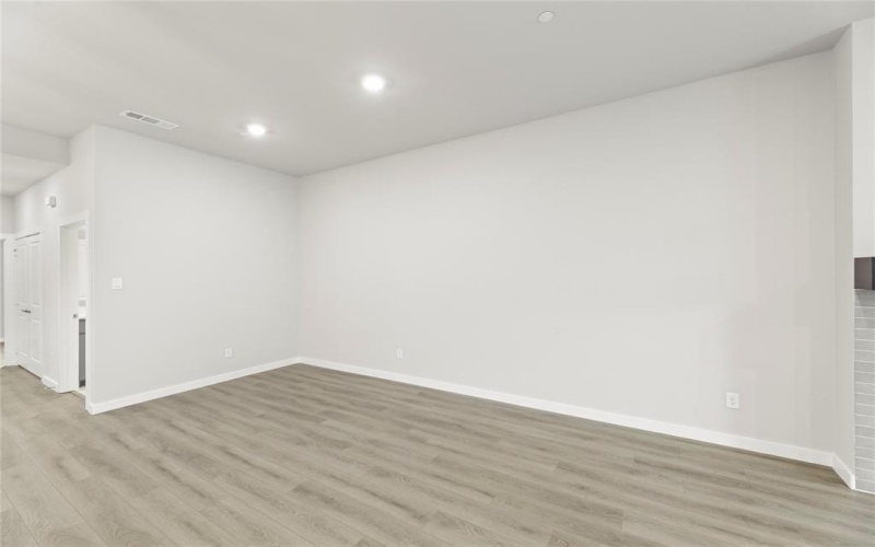 650 Oakridge Drive, Wylie, TX 75098, 2 Habitaciones Habitaciones , ,2 BañosBaños,Residential,En Venta,650 Oakridge Drive,0,21025970