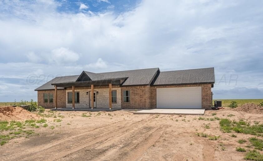 3045 W Hungate Road, Canyon, TX 79015, 3 Habitaciones Habitaciones , ,2 BañosBaños,Residential,En Venta,3045 W Hungate Road,25-1109