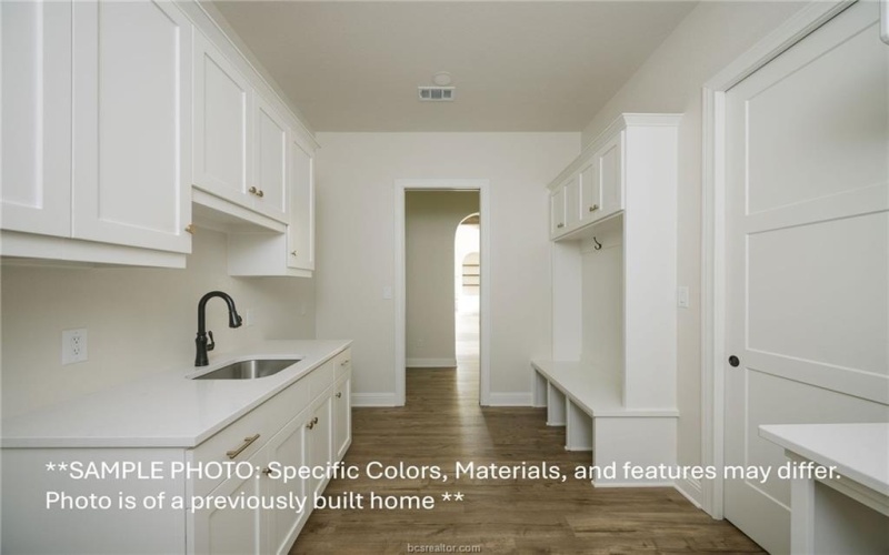 5457 Woodland Park Drive, College Station, TX 77845, 4 Habitaciones Habitaciones , ,3 BañosBaños,Residential,En Venta,5457 Woodland Park Drive,0,25008487