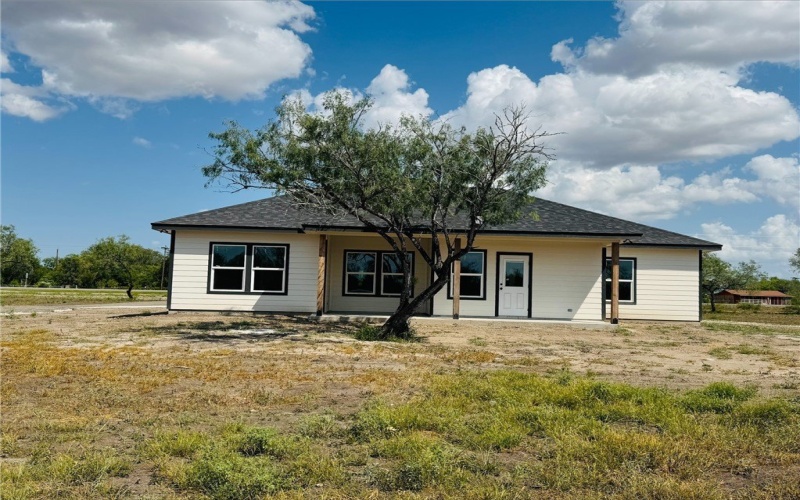6081 HWY 359, Alice, TX 78332, 4 Habitaciones Habitaciones , ,2 BañosBaños,Residential,En Venta,6081 HWY 359,0,463194