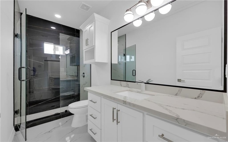 2317 N Woody Street, Edinburg, TX 78541, 3 Bedrooms Bedrooms, ,2 BathroomsBathrooms,Residential,For Sale,2317 N Woody Street,0,477063