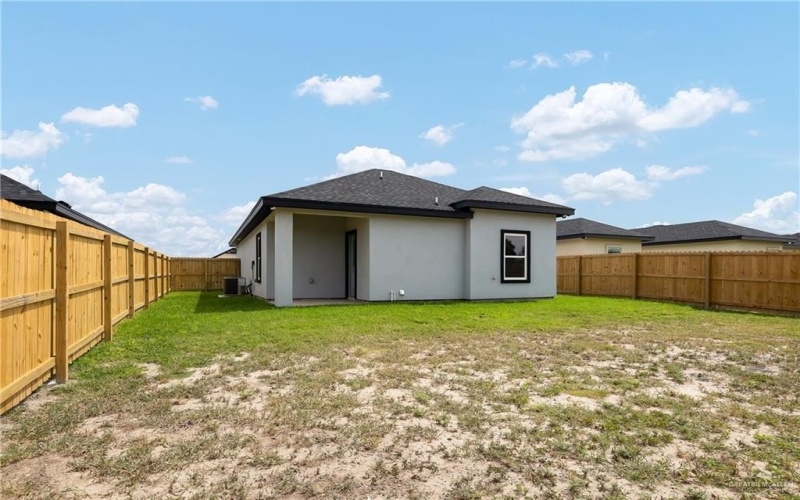 2004 Trinity Street, Donna, TX 78537, 3 Bedrooms Bedrooms, ,2 BathroomsBathrooms,Residential,For Sale,2004 Trinity Street,0,478020