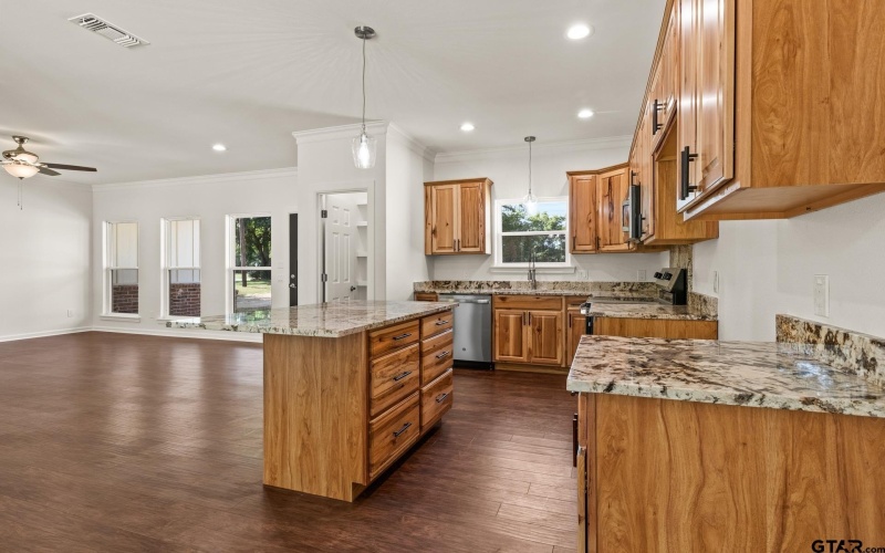 1339 Hwy 67, Mt Vernon, TX 75457, 3 Bedrooms Bedrooms, ,2 BathroomsBathrooms,Residential,For Sale,1339 Hwy 67,0,25012015