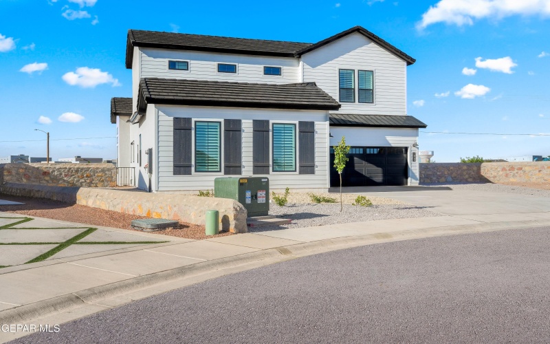 13353 ETON Court, Horizon City, TX 79928, 4 Bedrooms Bedrooms, ,3 BathroomsBathrooms,Residential,For Sale,13353 ETON Court,913637
