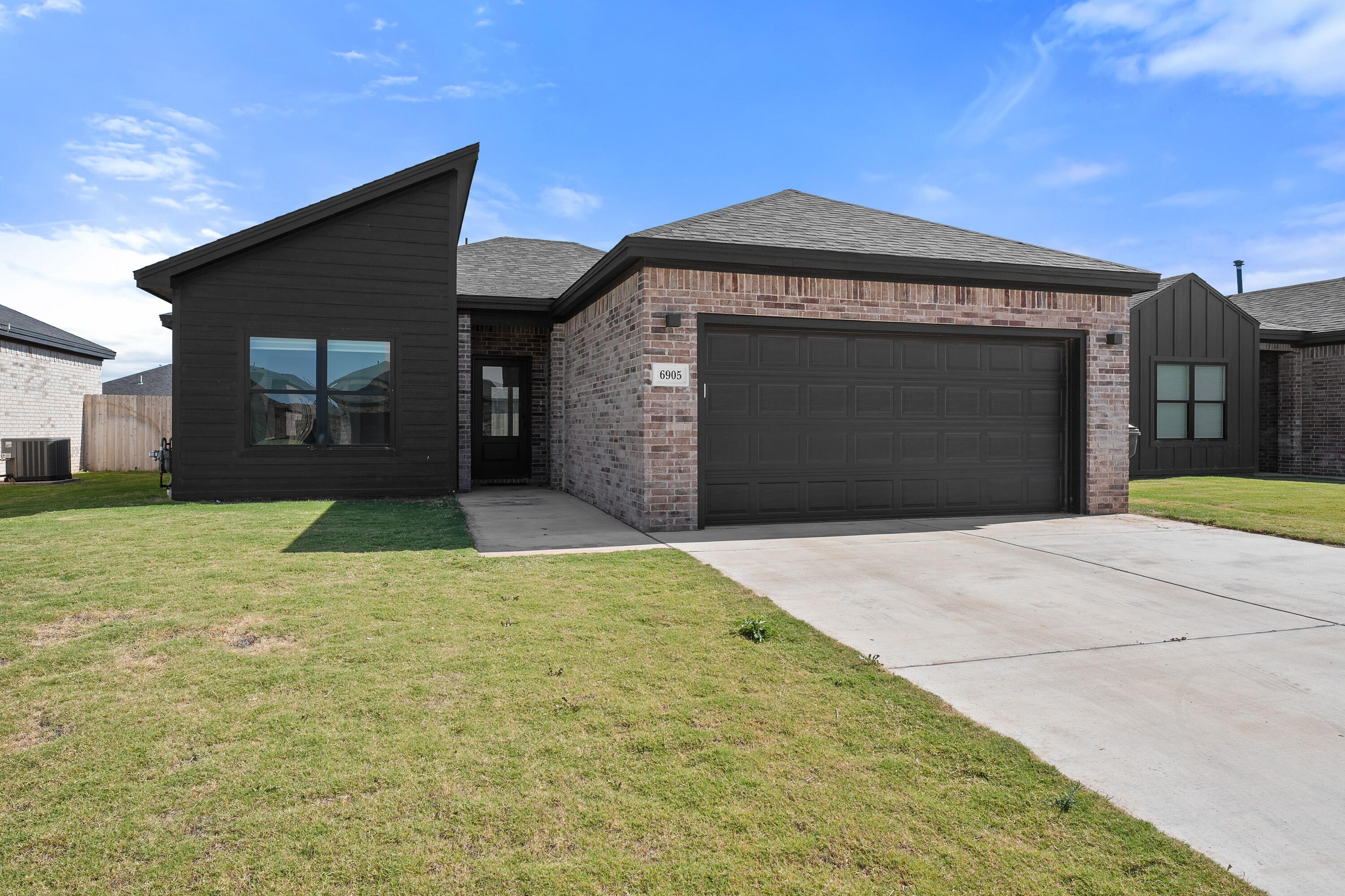 6905 13th Street, Lubbock, TX 79416, 3 Bedrooms Bedrooms, ,2 BathroomsBathrooms,Residential,For Sale,6905 13th Street,0,202558885