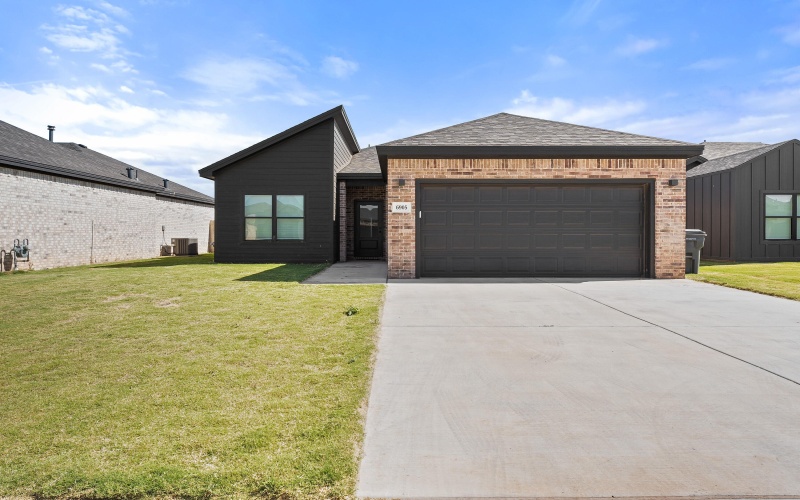 6905 13th Street, Lubbock, TX 79416, 3 Bedrooms Bedrooms, ,2 BathroomsBathrooms,Residential,For Sale,6905 13th Street,0,202558885