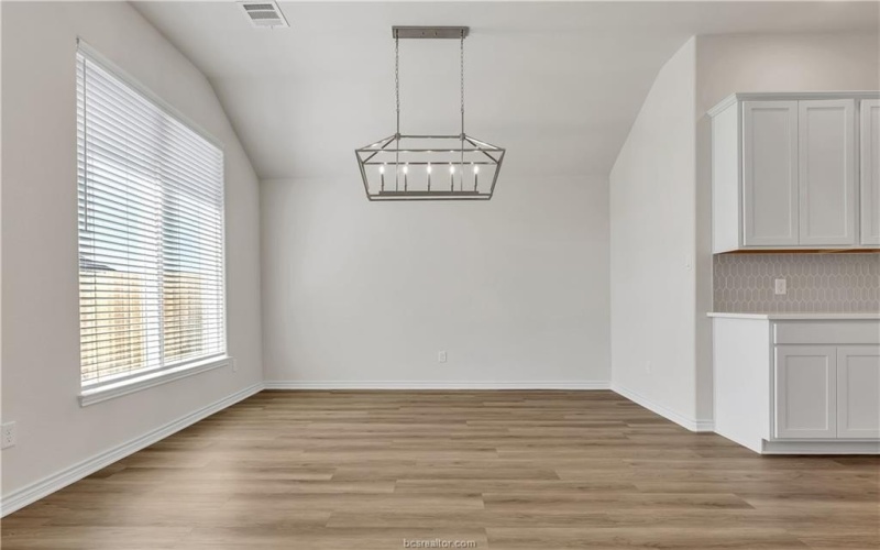3576 Pointe du Hoc Loop, Bryan, TX 77808, 3 Habitaciones Habitaciones , ,2 BañosBaños,Residential,En Venta,3576 Pointe du Hoc Loop,0,25008746