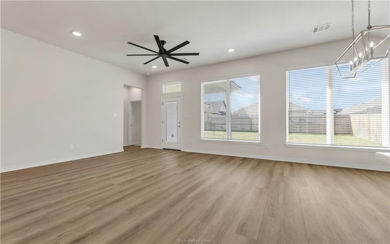3576 Pointe du Hoc Loop, Bryan, TX 77808, 3 Habitaciones Habitaciones , ,2 BañosBaños,Residential,En Venta,3576 Pointe du Hoc Loop,0,25008746