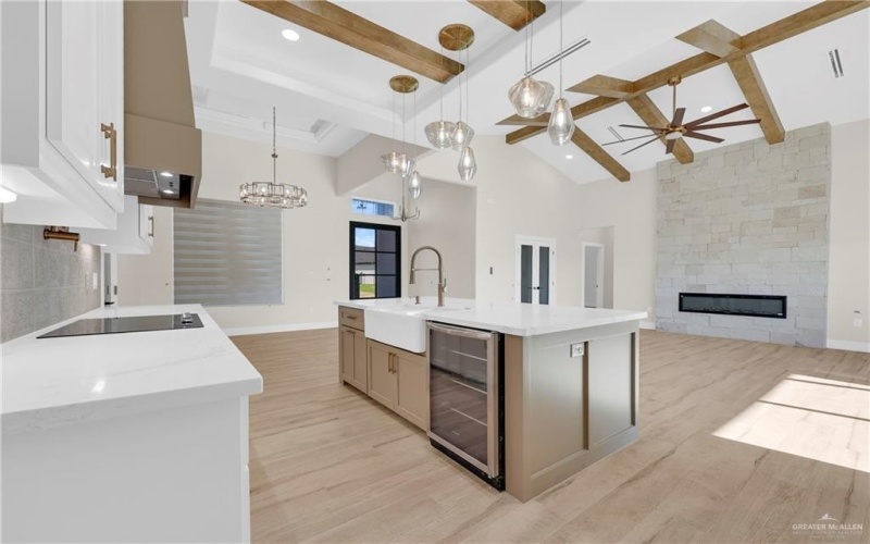 2701 E Versace Drive, Edinburg, TX 78545, 4 Habitaciones Habitaciones , ,2 BañosBaños,Residential,En Venta,2701 E Versace Drive,0,477986