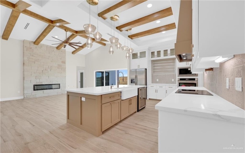 2701 E Versace Drive, Edinburg, TX 78545, 4 Habitaciones Habitaciones , ,2 BañosBaños,Residential,En Venta,2701 E Versace Drive,0,477986