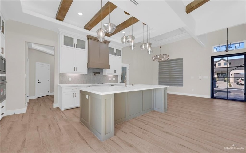 2701 E Versace Drive, Edinburg, TX 78545, 4 Habitaciones Habitaciones , ,2 BañosBaños,Residential,En Venta,2701 E Versace Drive,0,477986