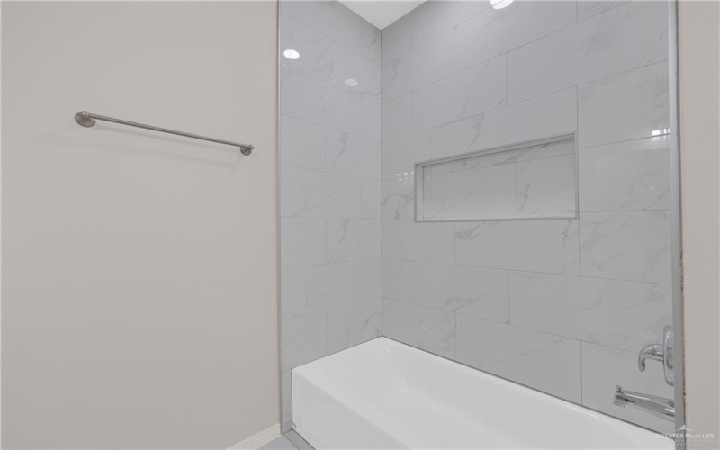 433 Serg Loop, Alamo, TX 78516, 3 Habitaciones Habitaciones , ,2 BañosBaños,Residential,En Venta,433 Serg Loop,0,478097