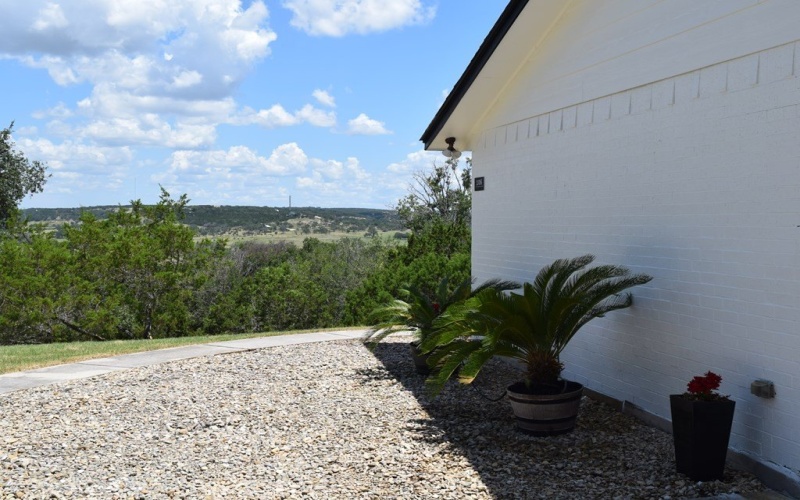 106 SW Hunters Pointe Dr, Kerrville, TX 75028, 4 Habitaciones Habitaciones , ,2 BañosBaños,Residential,En Venta,106 SW Hunters Pointe Dr,0,120006
