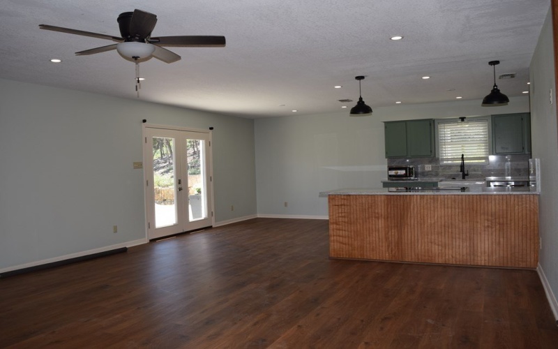 106 SW Hunters Pointe Dr, Kerrville, TX 75028, 4 Habitaciones Habitaciones , ,2 BañosBaños,Residential,En Venta,106 SW Hunters Pointe Dr,0,120006