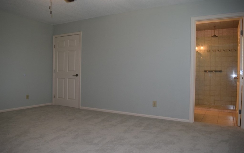 106 SW Hunters Pointe Dr, Kerrville, TX 75028, 4 Habitaciones Habitaciones , ,2 BañosBaños,Residential,En Venta,106 SW Hunters Pointe Dr,0,120006