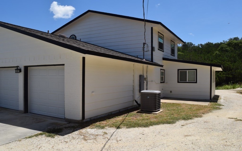 106 SW Hunters Pointe Dr, Kerrville, TX 75028, 4 Habitaciones Habitaciones , ,2 BañosBaños,Residential,En Venta,106 SW Hunters Pointe Dr,0,120006
