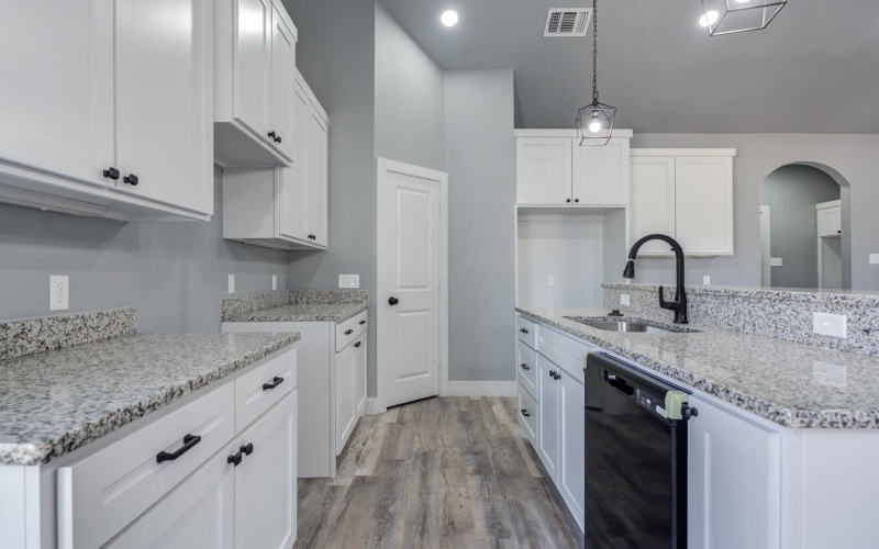 1603 Quincy Avenue, Lubbock, TX 79416, 3 Habitaciones Habitaciones , ,2 BañosBaños,Residential,En Venta,1603 Quincy Avenue,0,202558933