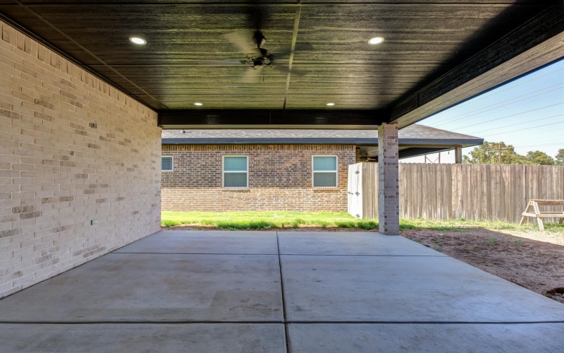 1603 Quincy Avenue, Lubbock, TX 79416, 3 Habitaciones Habitaciones , ,2 BañosBaños,Residential,En Venta,1603 Quincy Avenue,0,202558933