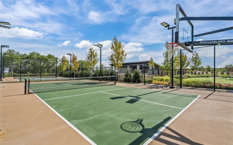 9728 Latour Court, Fort Worth, TX 76126, 4 Bedrooms Bedrooms, ,5 BathroomsBathrooms,Residential,For Sale,9728 Latour Court,0,21016129