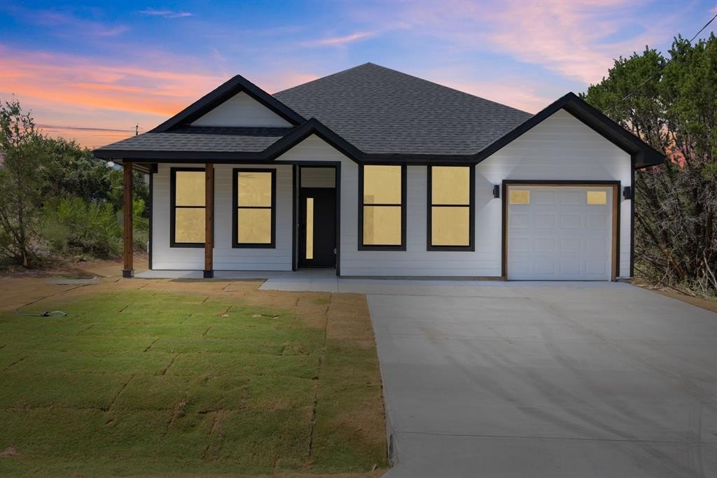 5915 Black Pine Circle, Granbury, TX 76048, 3 Bedrooms Bedrooms, ,2 BathroomsBathrooms,Residential,For Sale,5915 Black Pine Circle,0,21021499