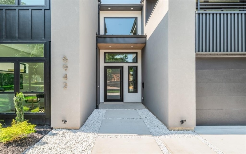 6942 Coronado Avenue, Dallas, TX 75214, 5 Habitaciones Habitaciones , ,6 BañosBaños,Residential,En Venta,6942 Coronado Avenue,0,21022135